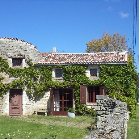 Traditional Charentais Cottage In Countryside 25 Minutes From Royan Balanzac Bagian luar foto