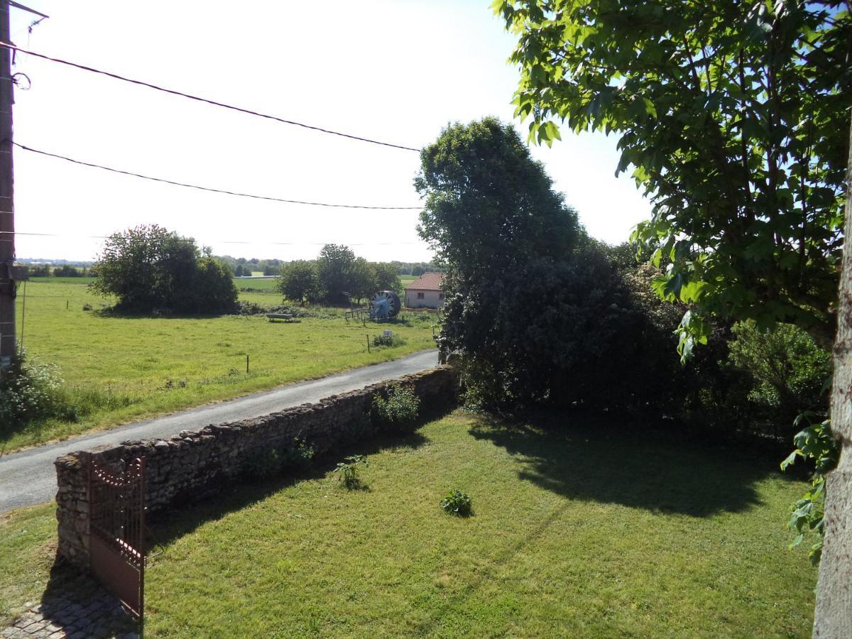Traditional Charentais Cottage In Countryside 25 Minutes From Royan Balanzac Bagian luar foto